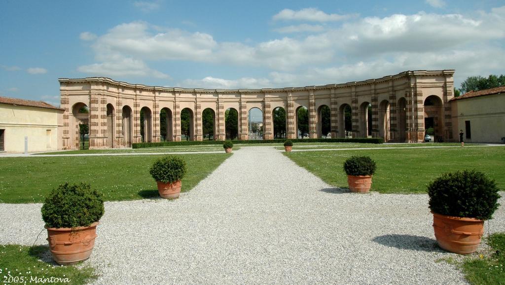 Agriturismo Corte Rocca San Giorgio di Mantova Εξωτερικό φωτογραφία