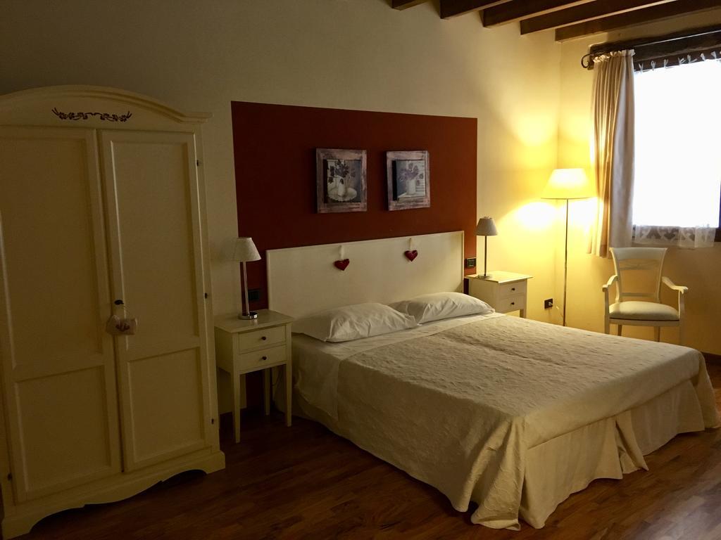 Agriturismo Corte Rocca San Giorgio di Mantova Εξωτερικό φωτογραφία
