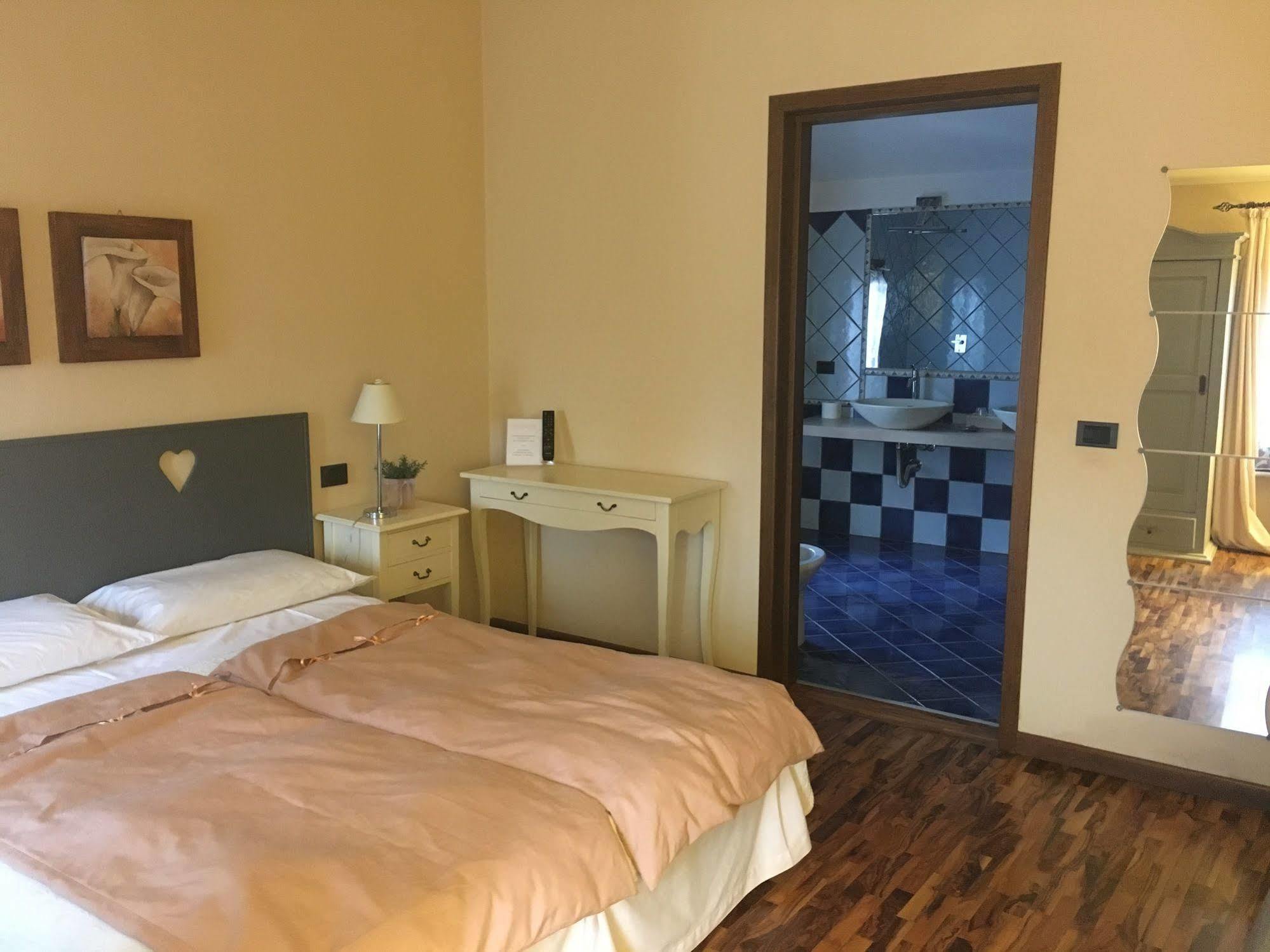Agriturismo Corte Rocca San Giorgio di Mantova Εξωτερικό φωτογραφία