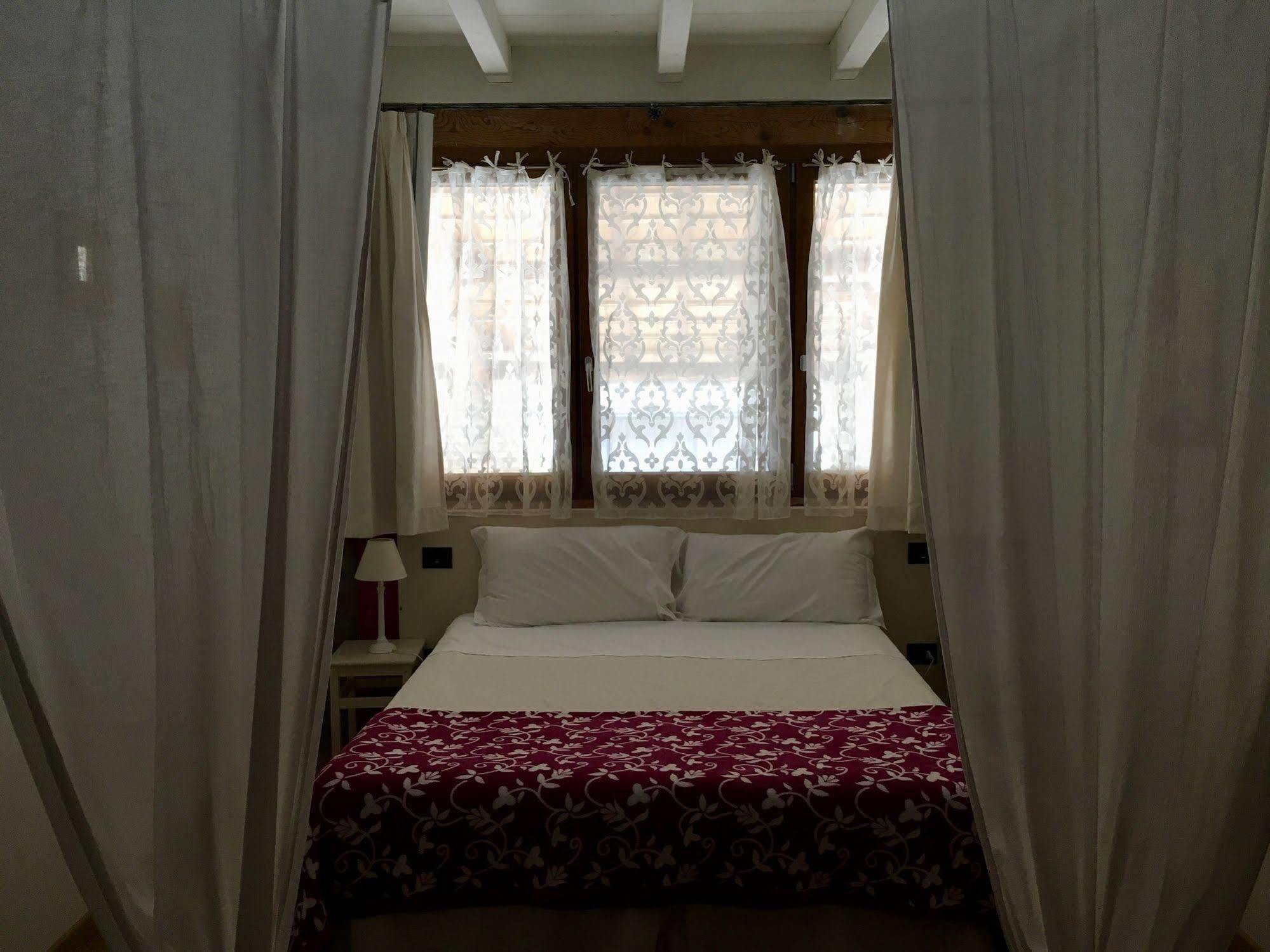 Agriturismo Corte Rocca San Giorgio di Mantova Εξωτερικό φωτογραφία
