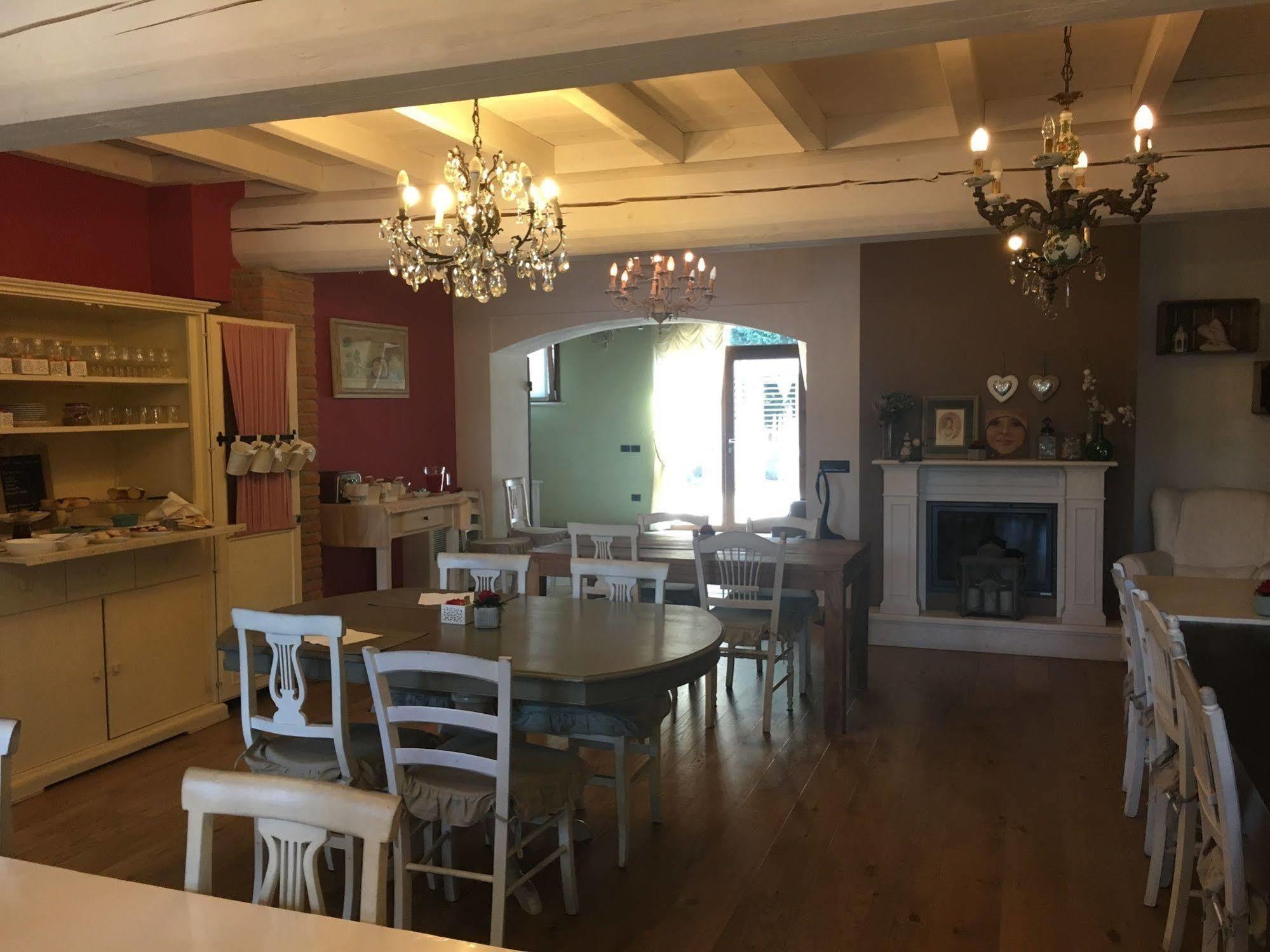 Agriturismo Corte Rocca San Giorgio di Mantova Εξωτερικό φωτογραφία